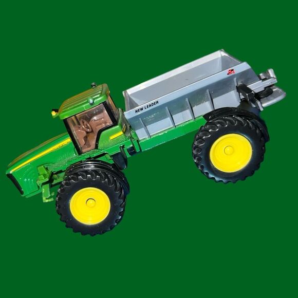 Ertl John Deere 4920 New Leader Dry Box Spreader 1/64 B9 - Picture 1 of 5